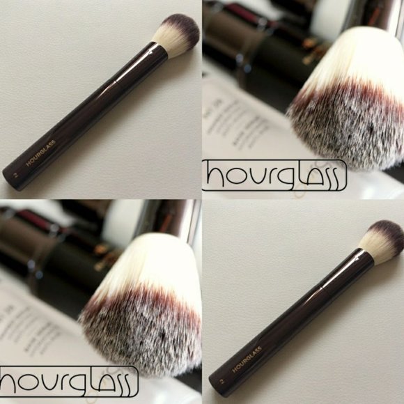 BNIB  ✅ Hourglass Nº 2 Foundation/ Blush Brush✨ NEW IN BOX - Picture 7 of 16